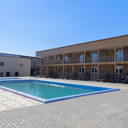 Семейная Зона Отдыха Lafa Hotell Balchasj Exteriör bild